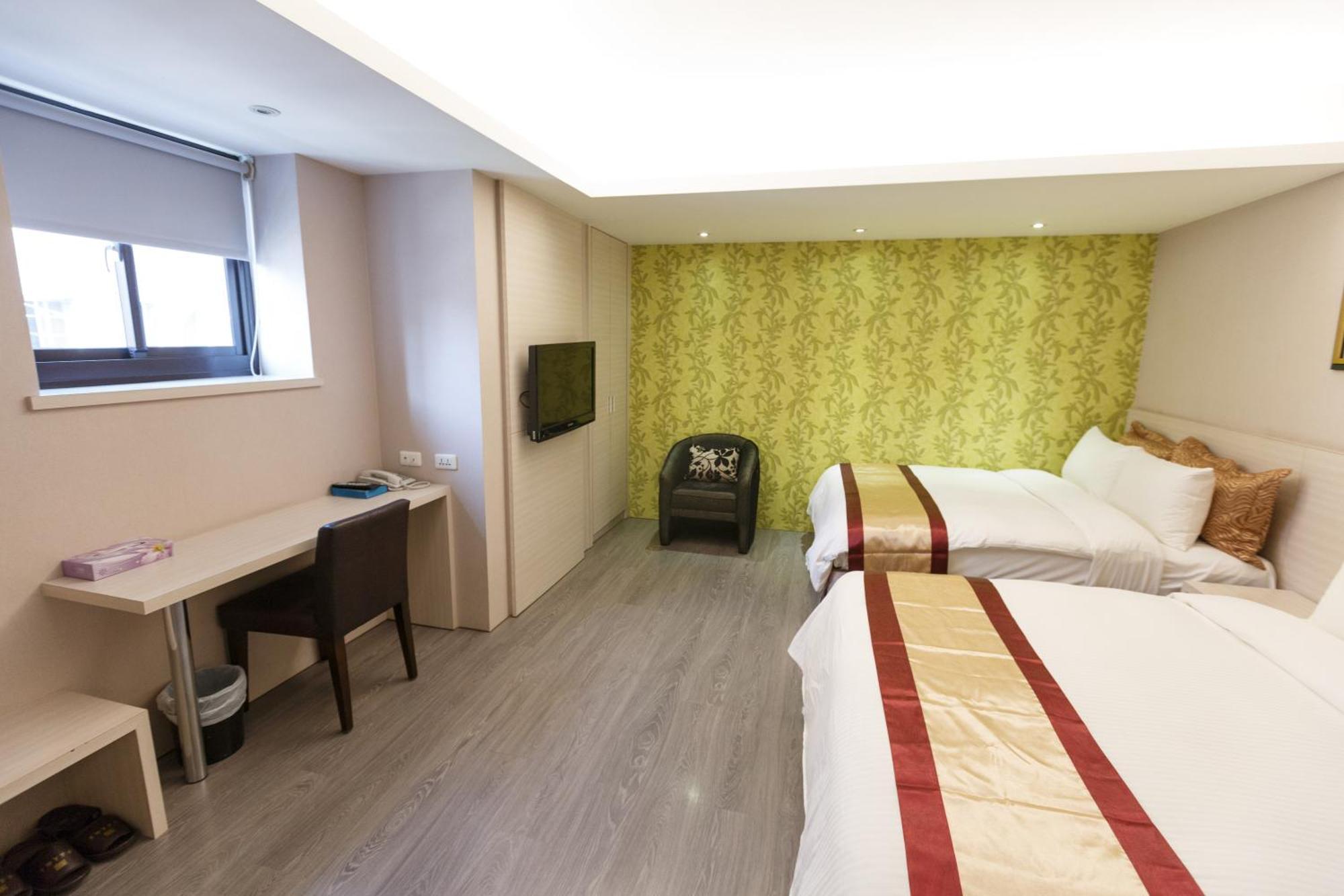 宜都大飯店 Idol Hotel Kaohsiung Esterno foto